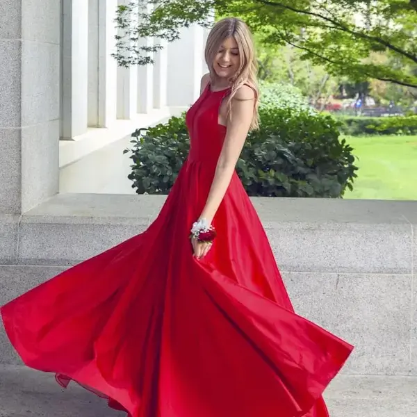 Vestido Negro Elegante